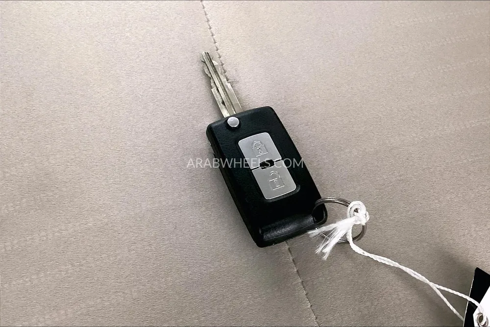 Mitsubishi Pajero 2020 for Sale in Dubai Image-17