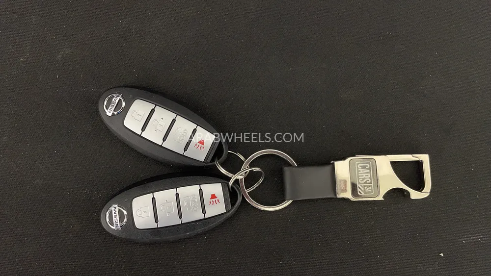 Nissan Altima 2020 for Sale in Dubai Image-27