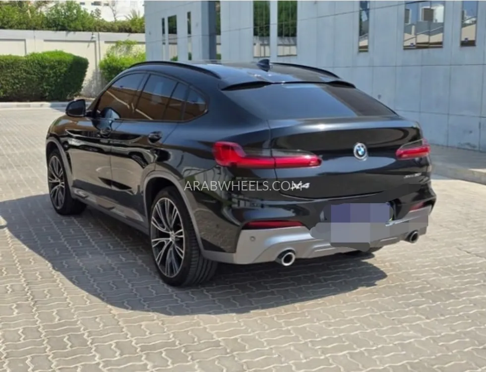 BMW X4 2021 for Sale in Abu Dhabi Image-3
