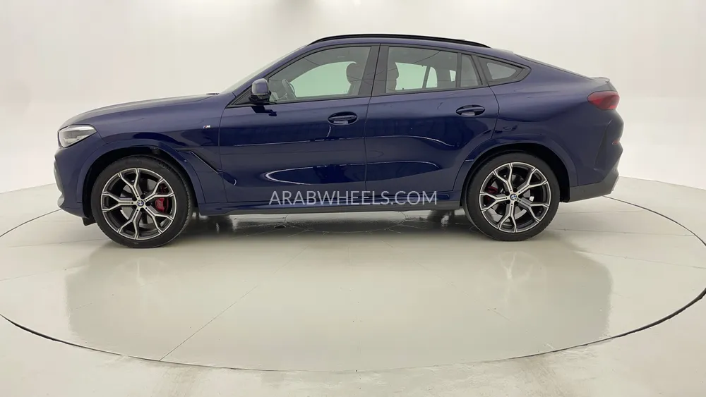 BMW X6 2022 for Sale in Dubai Image-6