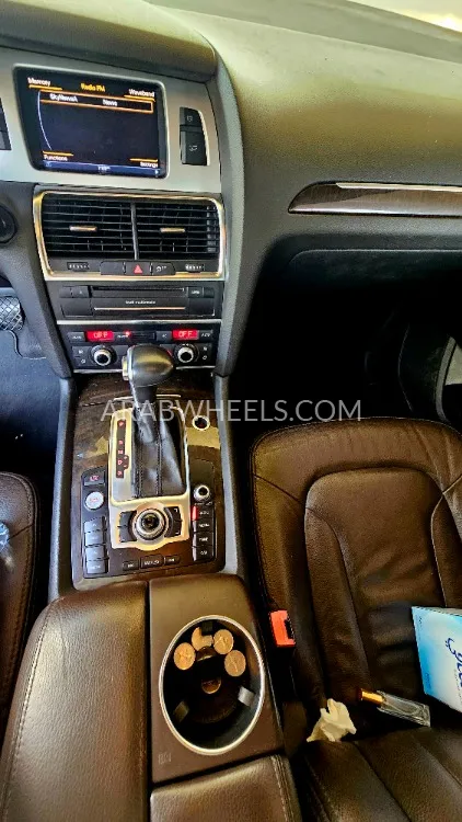 أودي Q7 2012 for Sale in أبو ظبي Image-8