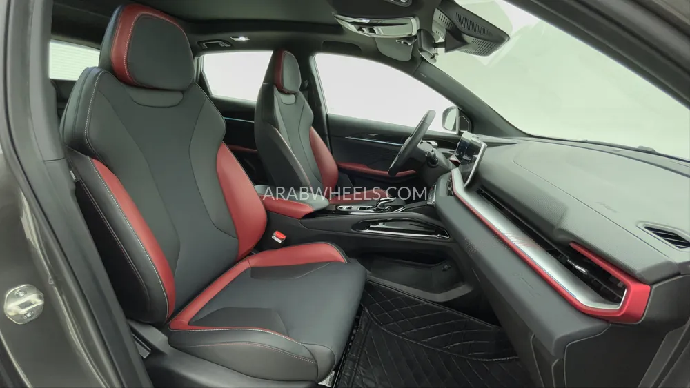 Geely Coolray 2024 for Sale in Dubai Image-28