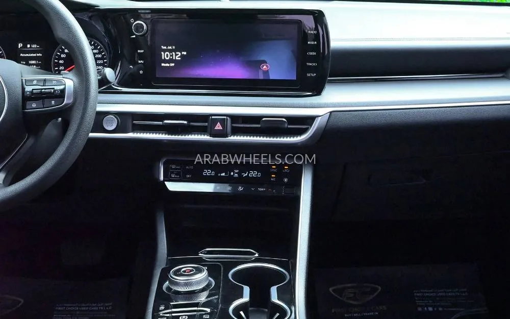 Kia K5 2020 for Sale in Sharjah Image-12