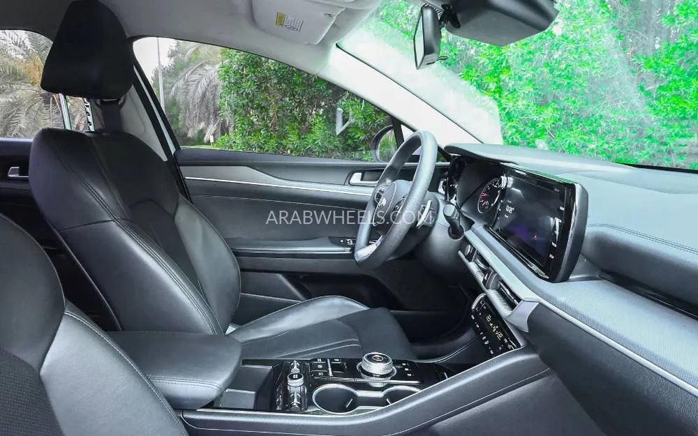 Kia K5 2020 for Sale in Sharjah Image-14