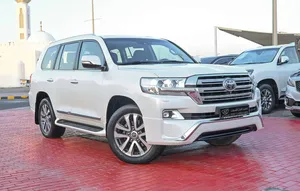 Toyota Land Cruiser 5.7L VXR 2017 for Sale