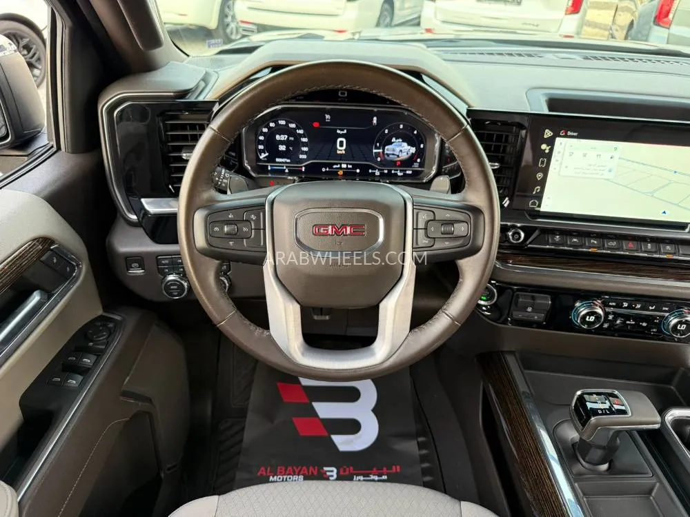 GMC Sierra 2023 for Sale in Abu Dhabi Image-6
