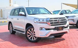 Toyota Land Cruiser 4.6L VXR 2017 for Sale