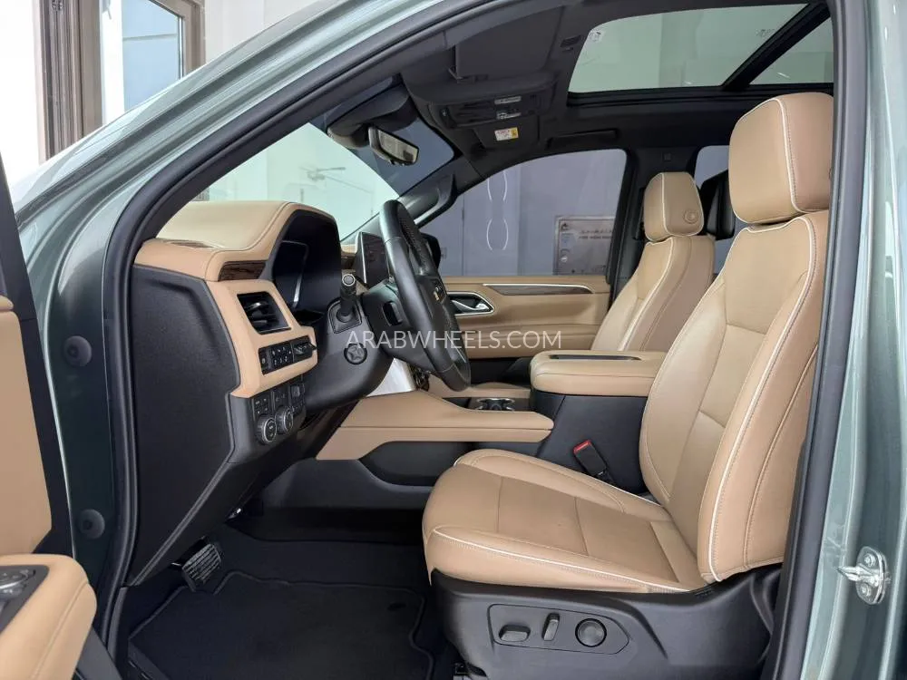 Chevrolet Tahoe 2023 for Sale in Abu Dhabi Image-4