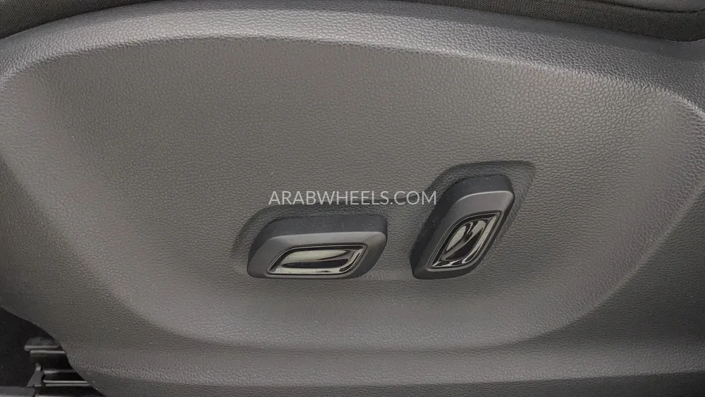 MG ZS 2022 for Sale in Dubai Image-24