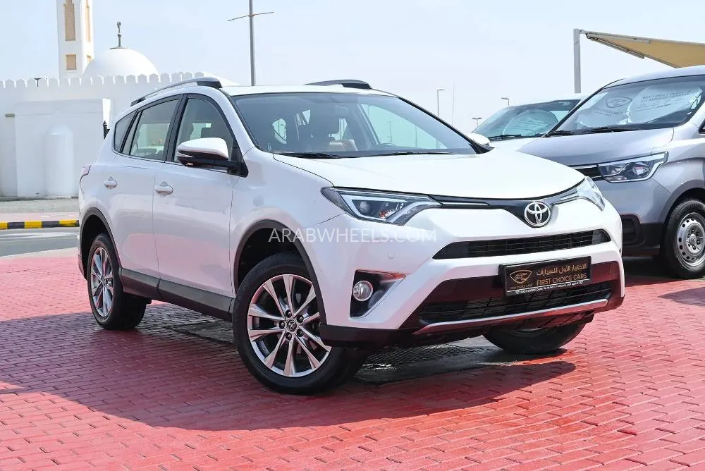 Toyota Rav4 2017 for Sale in Sharjah Image-1