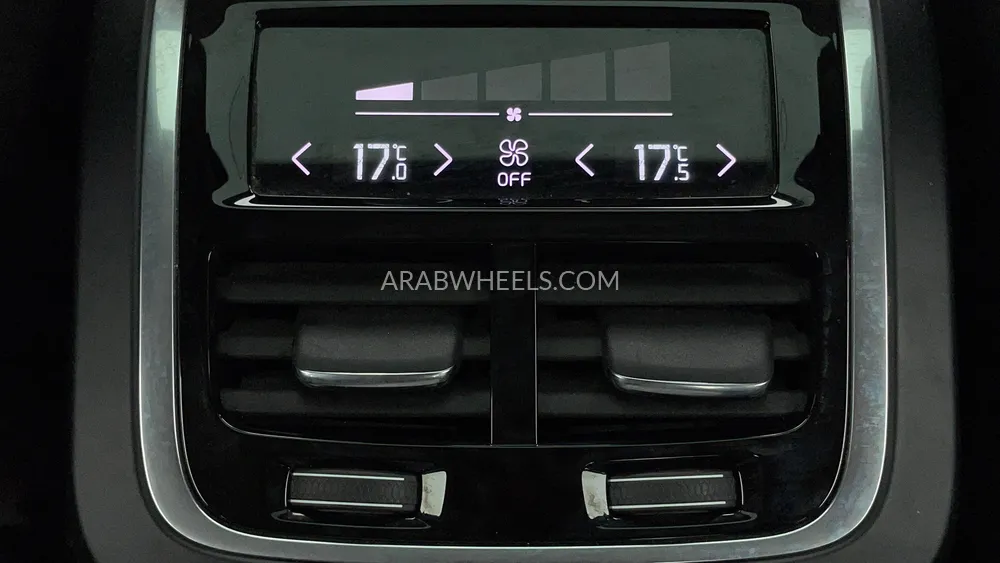 فولفو إس 90 2017 for Sale in دبي Image-27