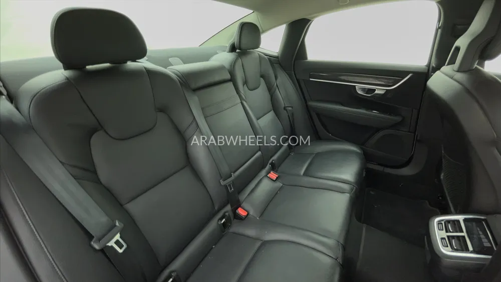 فولفو إس 90 2017 for Sale in دبي Image-29