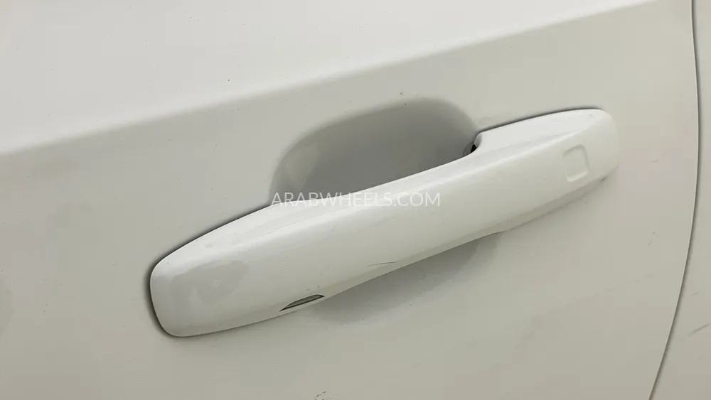 فولفو إس 90 2017 for Sale in دبي Image-43