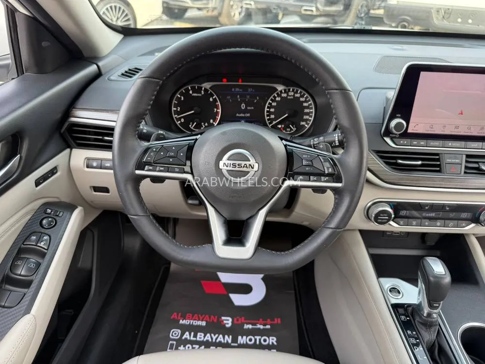 Nissan Altima 2020 for Sale in Abu Dhabi Image-7