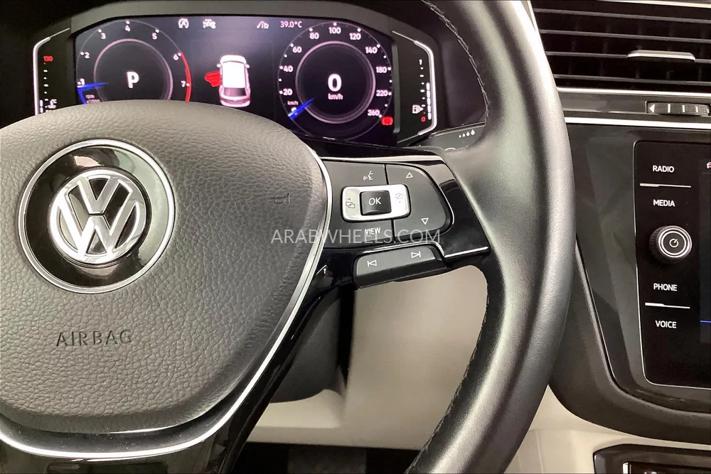 Volkswagen Tiguan 2020 for Sale in Sharjah Image-22