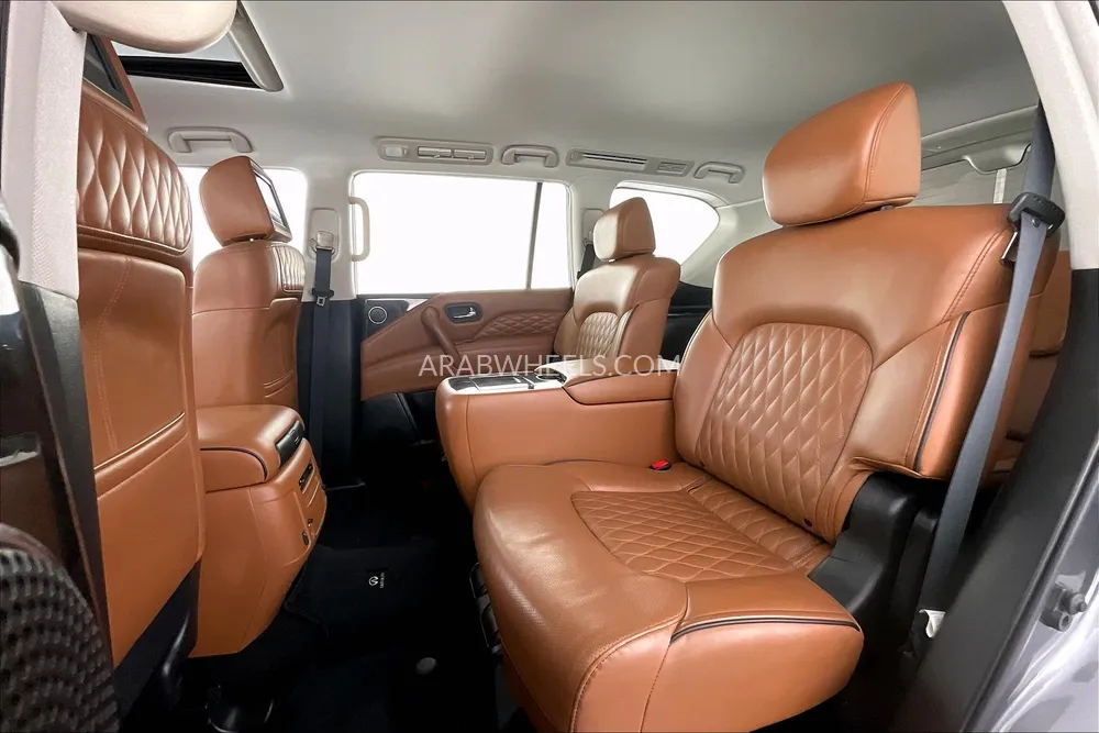 Infiniti QX80 2020 for Sale in Sharjah Image-14