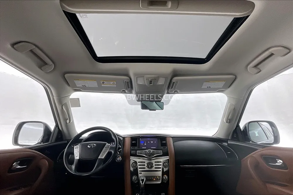 Infiniti QX80 2020 for Sale in Sharjah Image-20