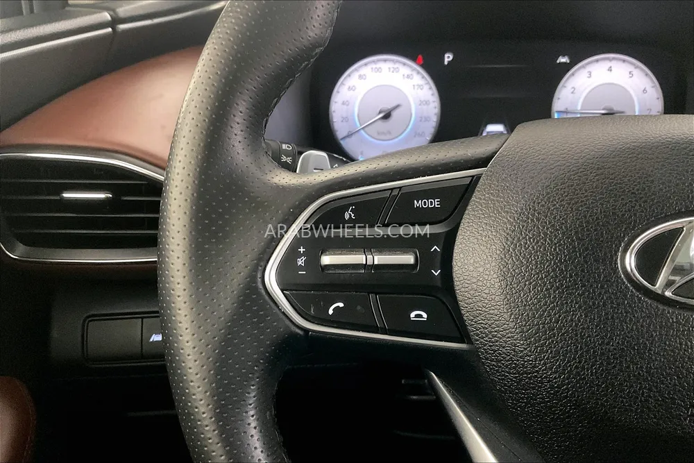 Hyundai Santa Fe 2022 for Sale in Sharjah Image-27