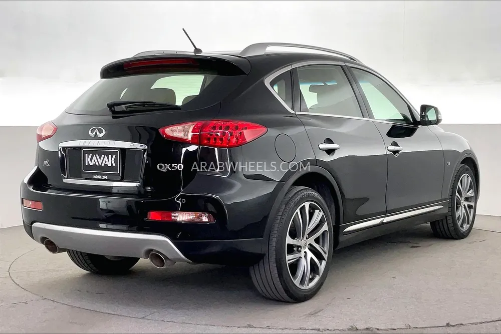 Infiniti QX50 2016 for Sale in Sharjah Image-6