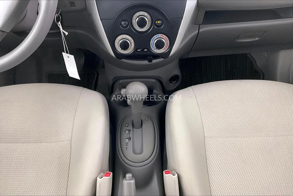 Nissan Sunny 2022 for Sale in Dubai Image-16