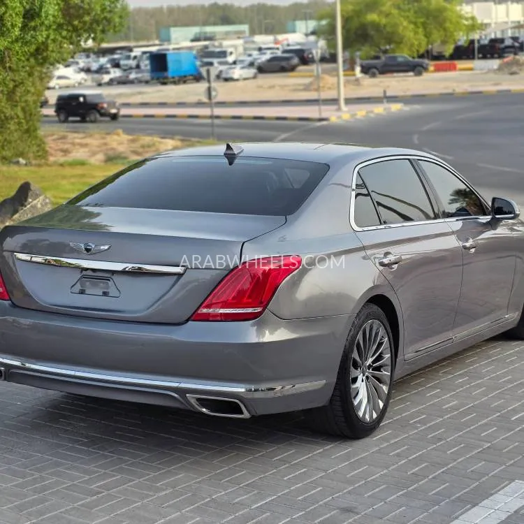 Genesis G90 2018 for Sale in Sharjah Image-20