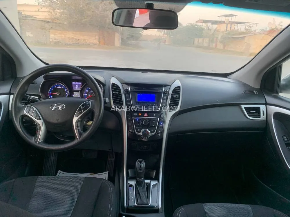 هيونداي إلنترا 2016 for Sale in رأس الخيمة Image-6