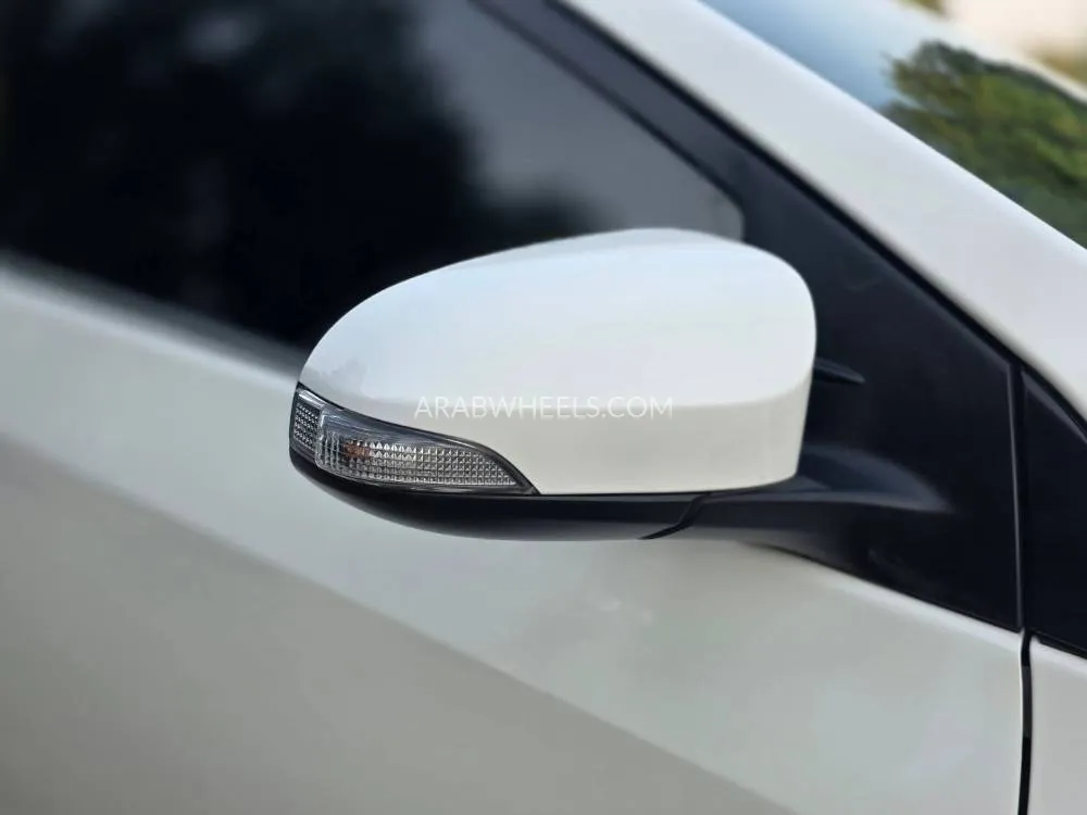 Toyota Corolla 2017 for Sale in Sharjah Image-6