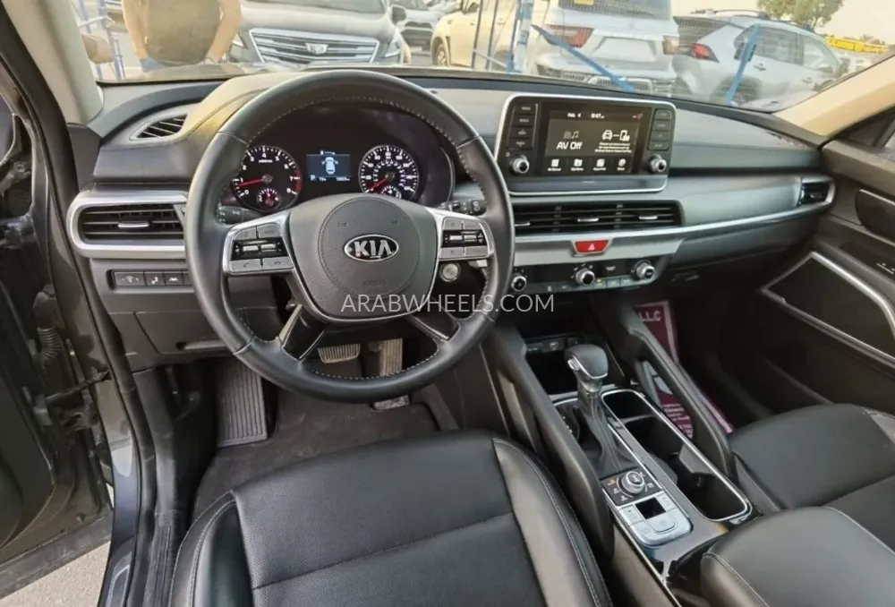 Kia Telluride 2020 for Sale in Dubai Image-9