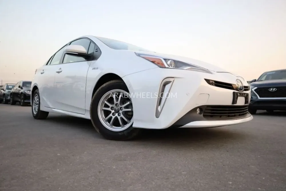 تويوتا بريوس 2021 for Sale in دبي Image-2