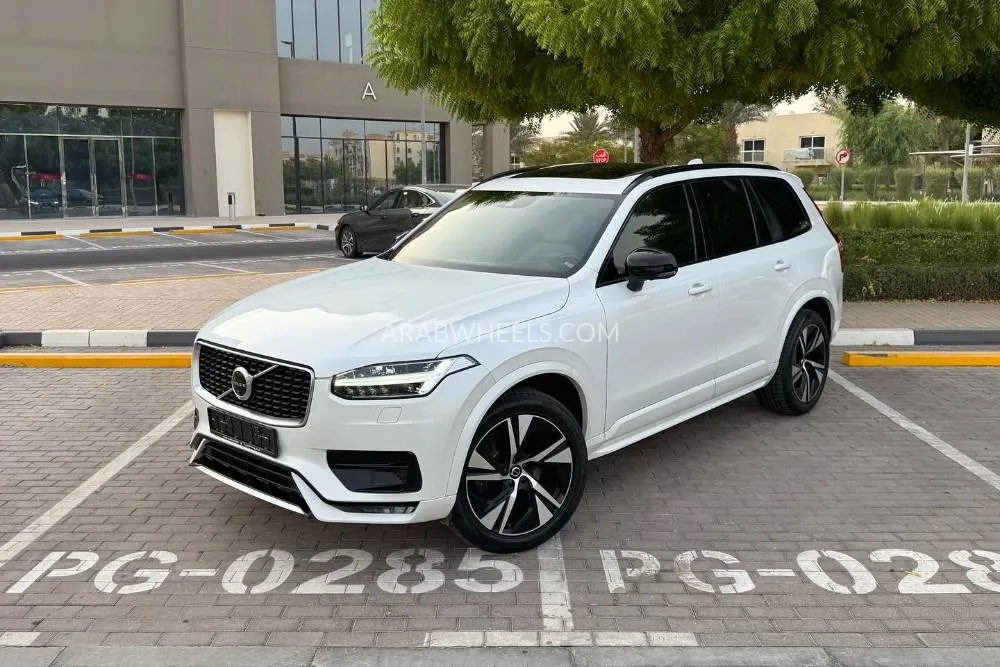 Volvo XC90 2020 for Sale in Dubai Image-4