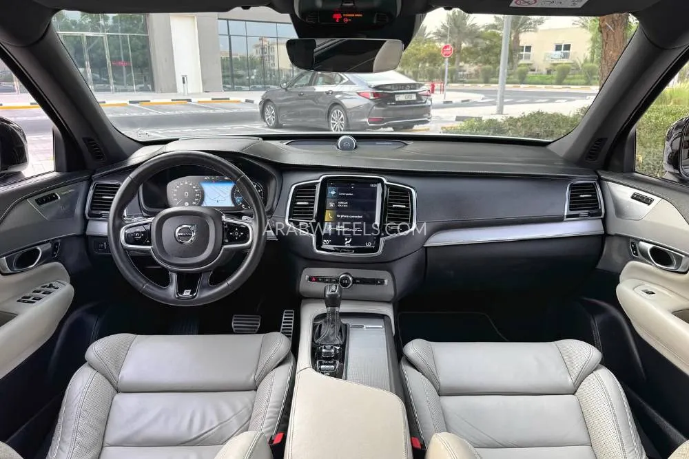 Volvo XC90 2020 for Sale in Dubai Image-6