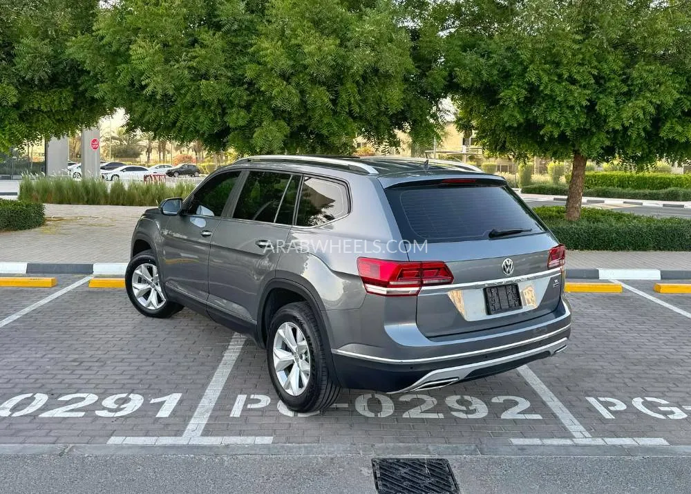 Volkswagen Teramont 2019 for Sale in Dubai Image-8