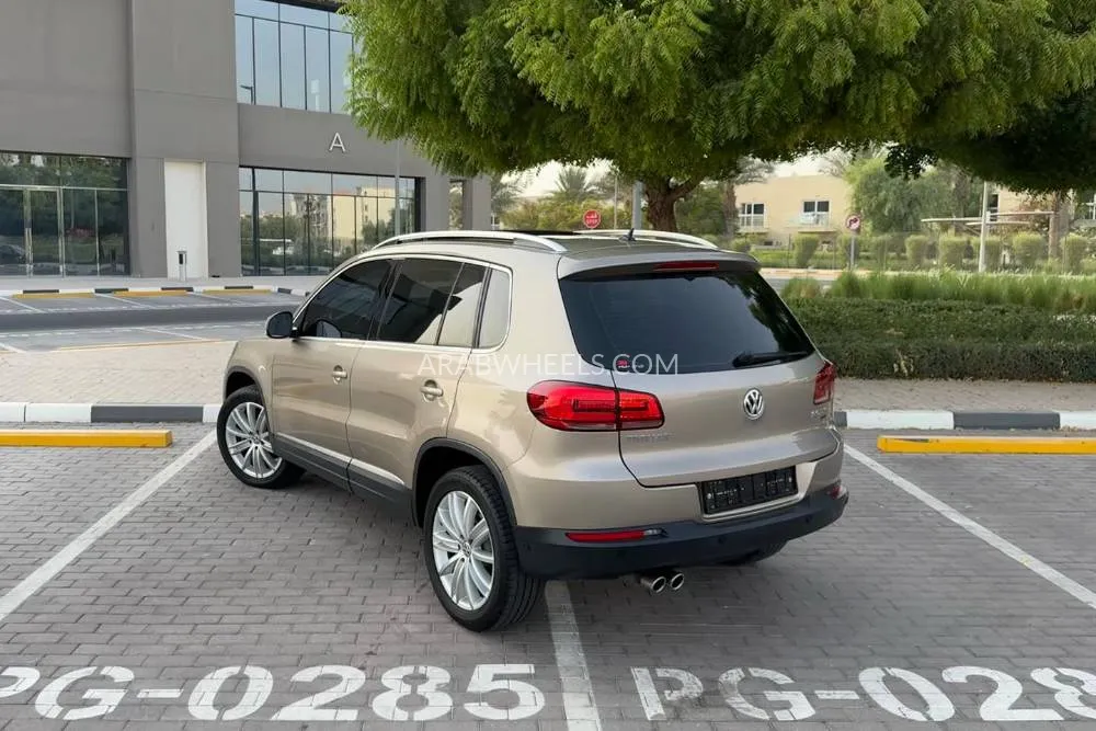 Volkswagen Touareg 2016 for Sale in Dubai Image-14