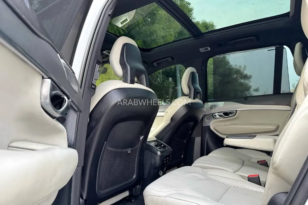 Volvo XC90 2020 for Sale in Dubai Image-13