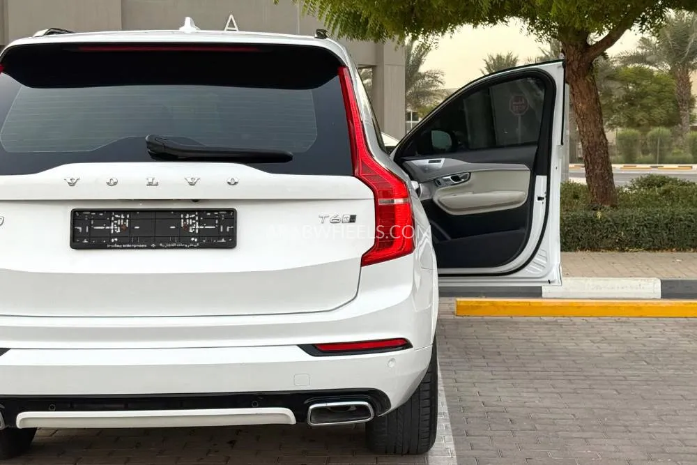 Volvo XC90 2020 for Sale in Dubai Image-15