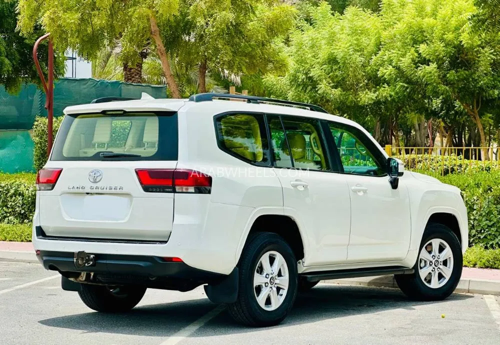 Toyota Land Cruiser 2022 for Sale in Dubai Image-7