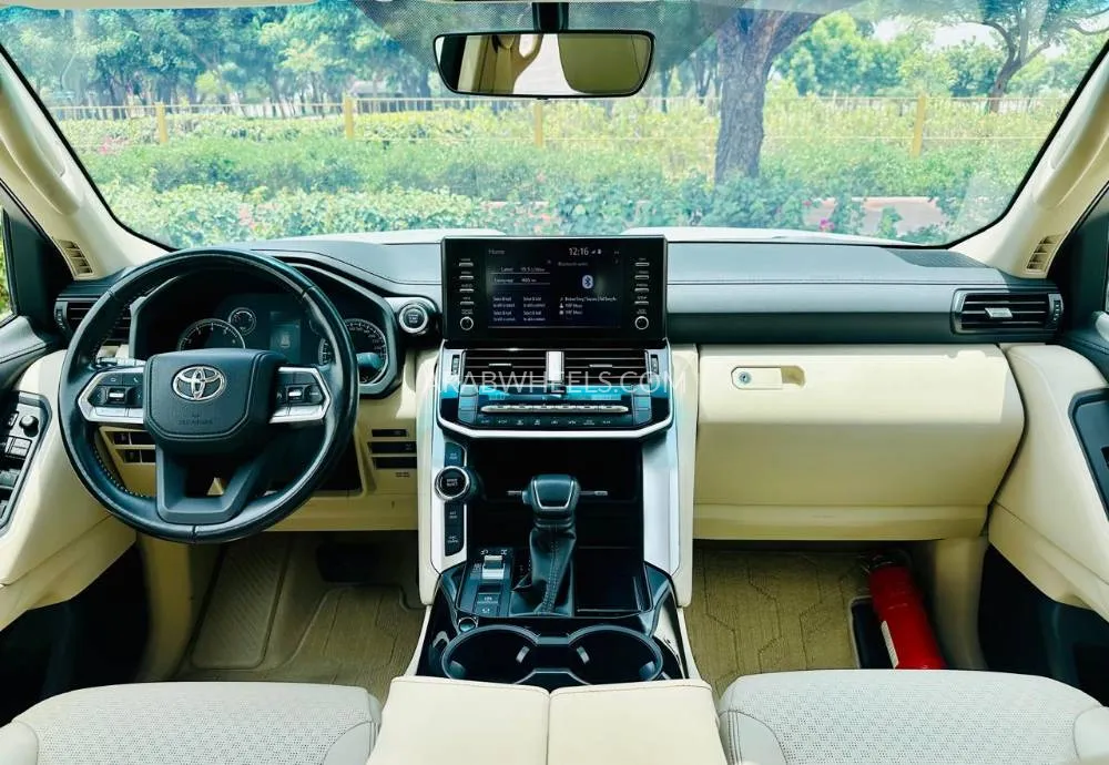 Toyota Land Cruiser 2022 for Sale in Dubai Image-12