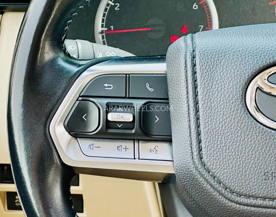 Toyota Land Cruiser 2022 for Sale in Dubai Image-19