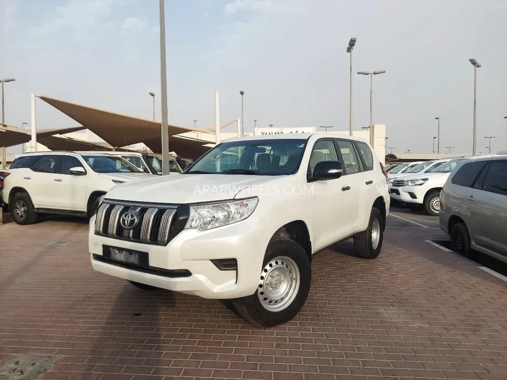 تويوتا لاند كروزر برادو 2018 for Sale in الشارقة Image-2