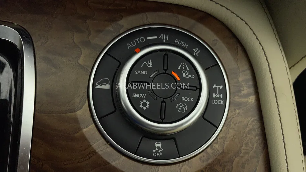 Nissan Patrol 2023 for Sale in Dubai Image-37