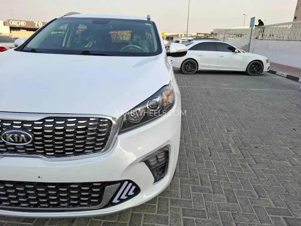Kia Sorento 2018 for Sale in Ajman Image-6