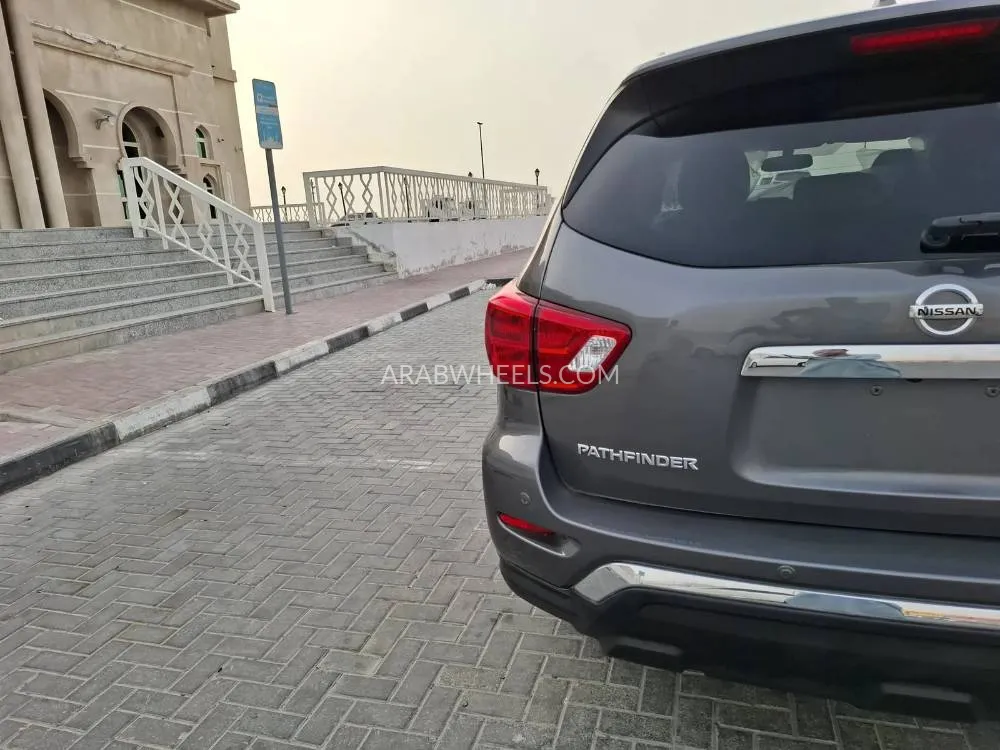 Nissan Pathfinder 2020 for Sale in Ajman Image-16