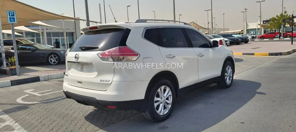 Nissan Pathfinder 2015 for Sale in Sharjah Image-12