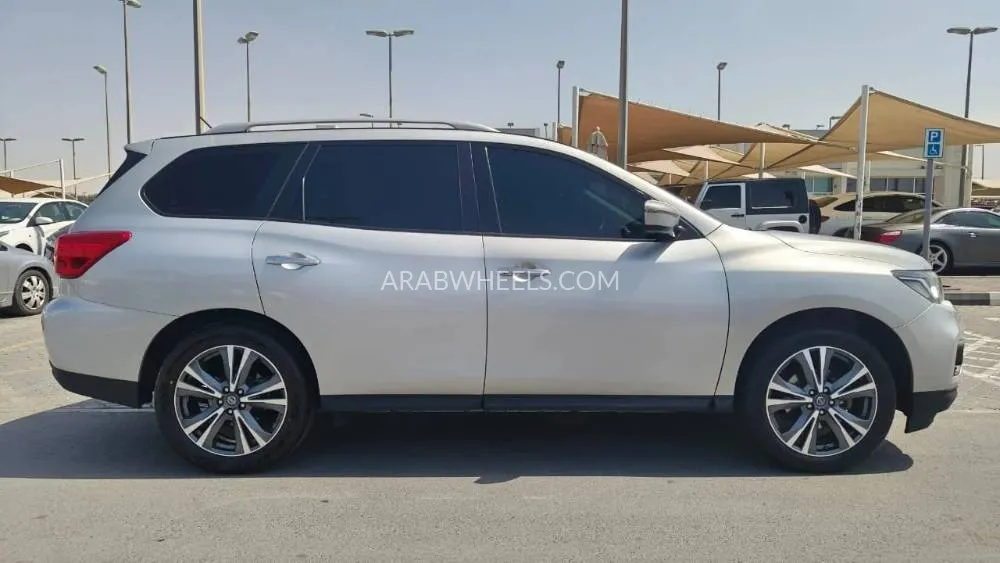 نيسان باثفايندر 2019 for Sale in الشارقة Image-3