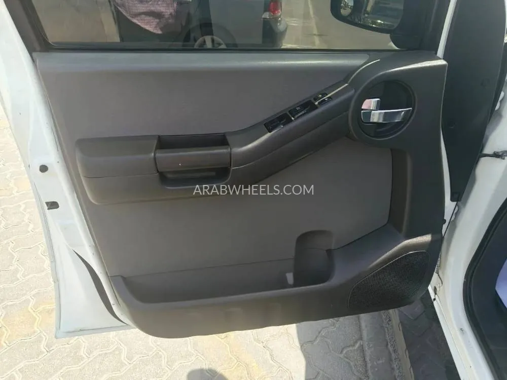 Nissan Xterra 2012 for Sale in Sharjah Image-6