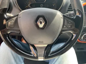 Renault Captur 1.2L PE 2016 for Sale