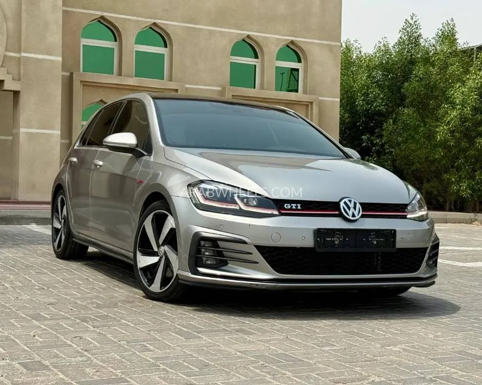 Volkswagen Golf GTI 2019 for Sale in Ajman Image-3