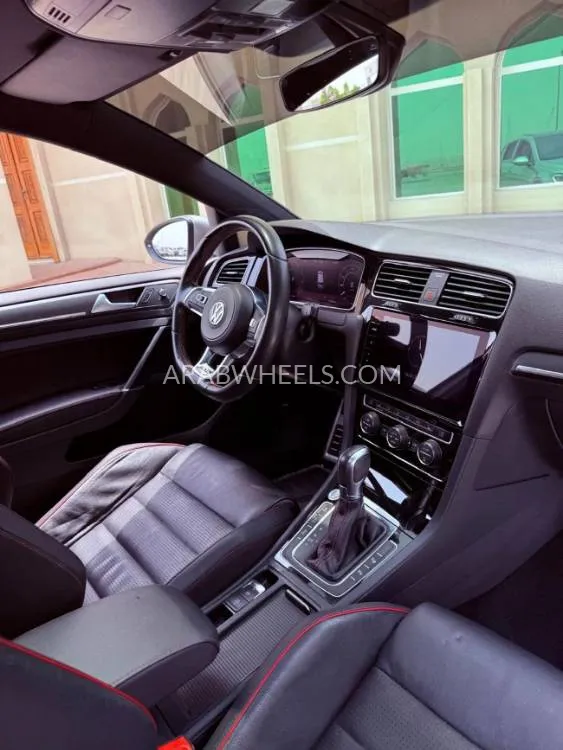 Volkswagen Golf GTI 2019 for Sale in Ajman Image-7