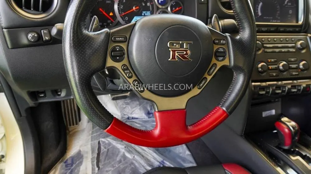 نيسان GT-R 2016 for Sale in الشارقة Image-9