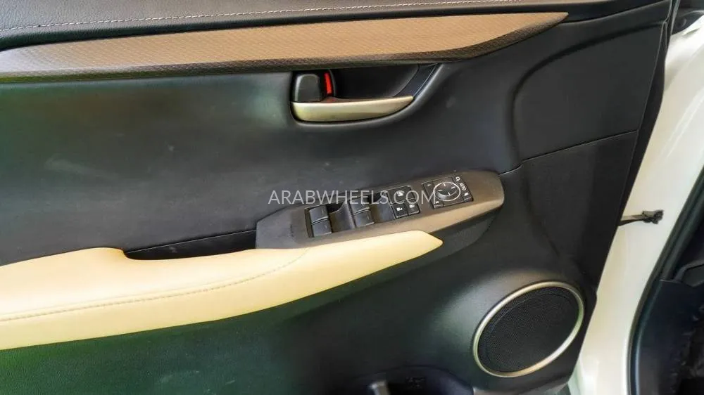 Lexus NX 2017 for Sale in Sharjah Image-6